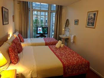 Kelvin Apartment